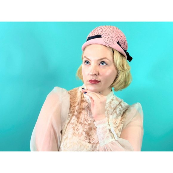 Vintage 1950s Pink Hat Floral Rhinestone Mohlfelder's Cap - Picture 2 of 10